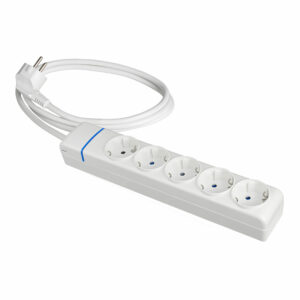 PROLONGADOR CON 5 TOMAS 2P+T, 16 A 250 V DE CABLE H05VV-F 3G 1,5 m.